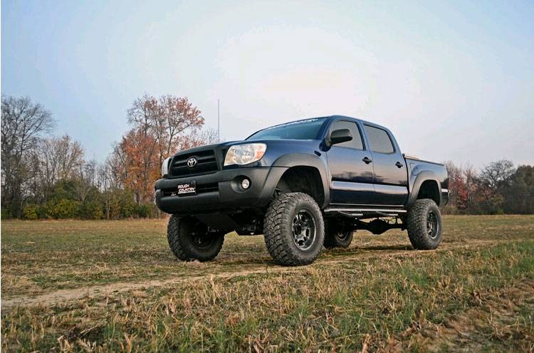 747.23 | 6 Inch Suspension lift Kit with Struts