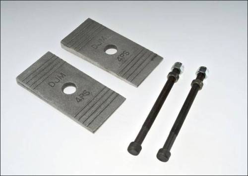 DJM Suspension - ACC-4PSK | DJM Suspension 4 Degree Pinion Angle Shim Kit