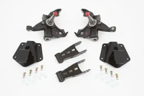 McGaughys Suspension Parts - 33145 | McGaughysÊ2 Inch Front / 4 Inch RearÊLowering Kit 1995-2000 GM 1500 SUV 2WD
