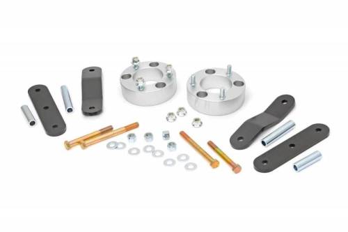 Rough Country - 867 | Rough Country 2.5 Inch Lift Kit For Nissan Frontier (2005-2024) / Xterra (2005-2015) 2WD/4WD | No Strut (Aluminum Spacer)