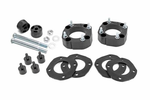 Rough Country - 870 | 2.5-3in Toyota Leveling Lift Kit (07-21 Tundra 4WD)