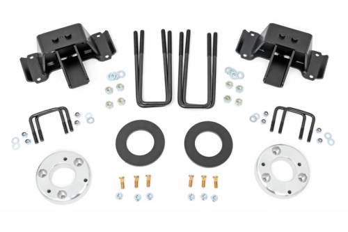 Rough Country - 51031 | Rough Country 2.5 Inch Lift Kit With Spacers & Rear Blocks For Ford Raptor 4WD | 2019-2020