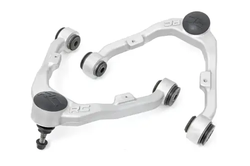 Rough Country - 10026 | Rough Country Forged Upper Control Arms OE Upgrade For Chevrolet Silverado 1500 / GMC Sierra 1500 | 1999-2007 |  Aluminum