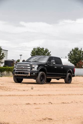 Cognito Motorsports - 220-P1182 | Cognito 2.5-Inch Elite Leveling Kit with Elka 2.5 Reservoir Shocks (2015-2020 Ford F150 4WD)