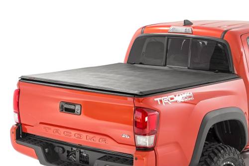 Rough Country - 41716501 | Rough Country Bed Cover | Tri Fold | Soft | 5' Bed | Dbl Cab | Toyota Tacoma 2WD/4WD (2016-2023)
