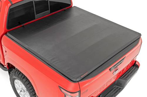Rough Country - 41805500 | Rough-Country Soft Tri-Fold Bed Cover | 5' Bed | Nissan Frontier (05-21)