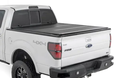 Rough Country - 47214550B | Rough Country Hard Low Profile Bed Cover 2004-2014 F150 2WD/4WD | 5'7" Bed)