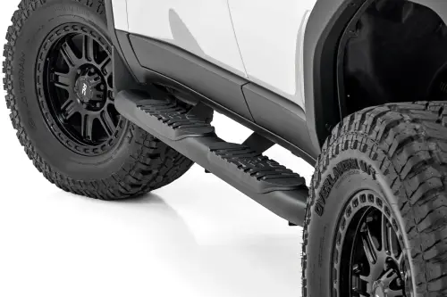 Rough Country - 21018 | Rough Country Oval Nerf Step Toyota Land Cruiser 4WD | Black