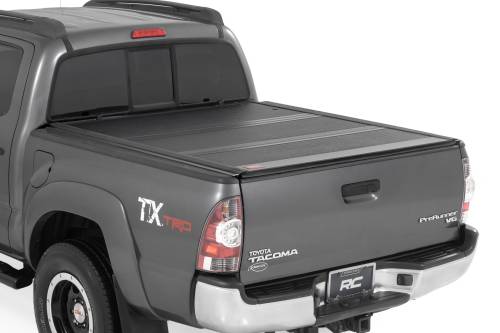 Rough Country - 47415500B | Rough Country Hard Low Profile Bed Cover For Toyota Tacoma 2WD/4WD | 5' Bed