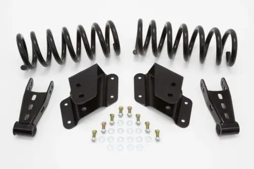 McGaughys Suspension Parts - 33040 | McGaughys 2/4 Inch Coil Spring Lowering Kit For Chevrolet Silverado / GMC Sierra 1500 2WD | Ext/Crew Cab