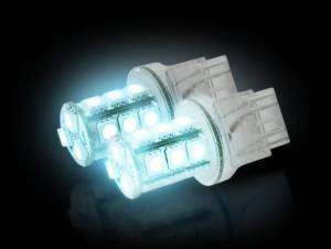 Recon Truck Accessories - 264220WH | Recon 3057/3157/3357/3457/4057/4157 360 Degree Ultra High Power 3-Watt SMD 18 LED Bulb in White - Image 1