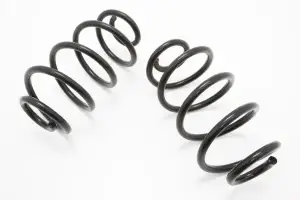 33052 | McGaughys 3 Inch Rear drop coils 2001-2006 GM 1500 SUV 2WD/4WD LD