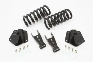 33146 | McGaughysÊ2 Inch Front / 4 Inch RearÊLowering Kit 1995-2000 GM 1500 SUV 2WD