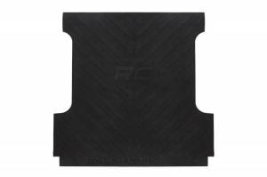RCM661 | Rough Country Bed Mat With RC Logo (2019-2021 Ram 1500 2WD/4WD | 5'7" Bed)