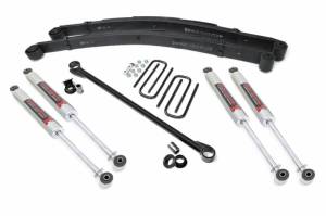 48940 | Rough Country 2.5 Inch Leveling Lift Kit For Ford F-250/F-350 Super Duty 4WD | 1999-2004 | M1 Shock