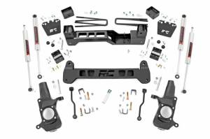 220040 | Rough Country 6 Inch Lift Kit With Rear Blocks For Chevrolet Silverado / GMC Sierra 2500 HD 2WD | 2001-2020 | M1 Shocks
