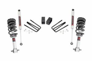 26840 | Rough Country 3.5 Inch Lift Kit For Chevrolet / GMC 1500 2WD | 2007-2013 | Front M1 Struts, Rear M1 Shocks
