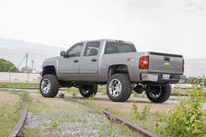 Rough Country - 26431 | 7.5 Inch GM Suspension Lift Kit w/ Lifted Struts, Premium N3 Shocks - Image 4