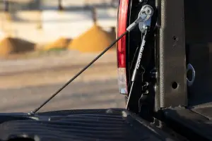 Rough Country - 73220 | Rough Country Tailgate Assist (1999-2016 F250, F350 Super Duty 2WD/4WD) - Image 4