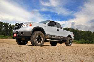 Rough Country - 57030 | 2.5in Ford Leveling Lift Kit (04-08 F-150) - Image 2