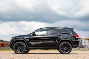 Rough Country - 60300 | 2.5in Jeep Lift Kit (11-21 Grand Cherokee WK2) - Image 2