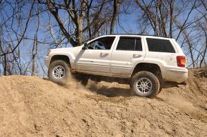 Rough Country - 639P | 4 Inch Jeep X Series Suspension Lift Kit w/ Premium N3 Shocks - Image 2