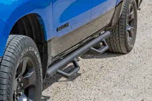 RCD1980CCA | Rough Country Cab Length Nerf Steps (2019-2025 Ram 1500 2WD/4WD | 2021-2024 Ram 1500 TRX AWD | Crew Cab | 5'7" Bed)