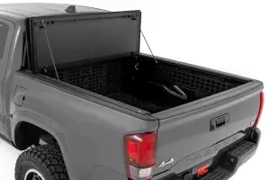 Rough Country - 49420600 | Rough Country Hard Tri Fold Flip Up Bed Cover (2016-2023 Tacoma 2WD/4WD | 6' Bed) - Image 3