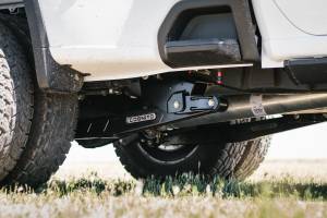 Cognito Motorsports - 110-90901 | Cognito SM Series LDG Traction Bar Kit For (2020-2024 Silverado/Sierra 2500/3500 2WD/4WD with 0-4.0-Inch Rear Lift Height) - Image 4