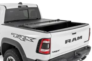 Rough Country - 43320550 | Rough Country Hard Flush Mount Bed Cover For Ram 1500 (2019-2023) / 1500 TRX (2021-2023) | 5' 7" Bed - Image 2