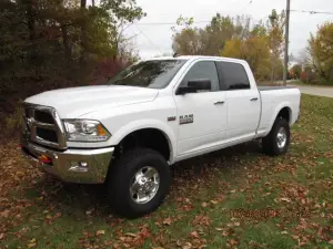 Traxda - 605058 | Traxda 2.0 Inch Rear Block and U Bolt Kit (2003-2024 Ram 3500 2WD/4WD | Diesel Engine, No Overload) - Image 2