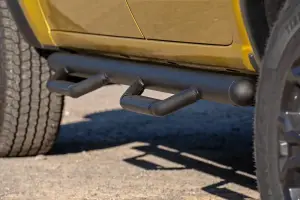 Rough Country - RCG1583CCA | Rough Country Nerf Steps For Cab Length Chevrolet Colorado / GMC Canyon 2/WD/4WD (2015-2025) | Crew Cab - Image 6
