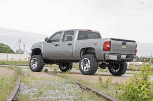 Rough Country - 26440 | Rough-Country 7.5 Inch Lift Kit | M1 Struts/M1 | Chevrolet/GMC 1500 (07-13) - Image 4