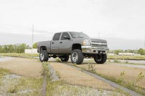 Rough Country - 26440 | Rough-Country 7.5 Inch Lift Kit | M1 Struts/M1 | Chevrolet/GMC 1500 (07-13) - Image 3