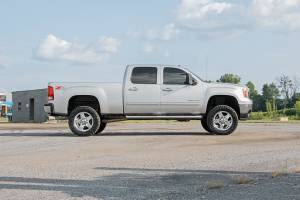 Rough Country - 95940RED | Rough-Country 3.5 Inch Lift Kit | M1 | Chevrolet/GMC 2500HD/3500HD (11-19) - Image 3