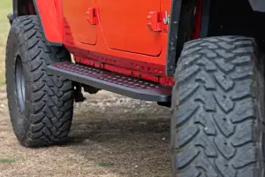 44008 | Rough Country RPT2 Running Boards (2020-2024 Gladiator JT 4WD)