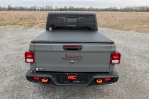 Rough Country - 42620500 | Rough Country Soft Roll Up Bed Cover (2020-2024 Gladiator JT 4WD | 5' Bed) - Image 9