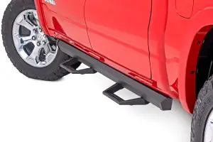 31016 | Rough Country SRL2 Adjustable Aluminum Step (2019-2025 Ram 1500 2WD/4WD | 2021-2024 Ram 1500 TRX AWD | Crew Cab)