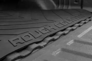 Rough Country - RCM690 | Rough Country Bed Mat With RC Logo (2014-2022 Colorado, Canyon 2WD/4WD | 5' Bed) - Image 4