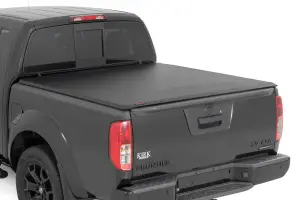42805500 | Rough Country Soft Roll Up Bed Cover (2005-2021 Frontier 2WD/4WD | 5' Bed)