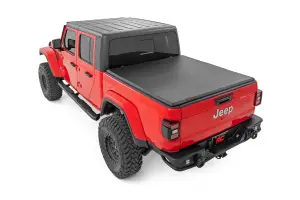 Rough Country - 41620500 | Rough Country Soft Tri-Fold Bed Cover (2021-2024 Gladiator JT 4WD | 5' Bed) - Image 2