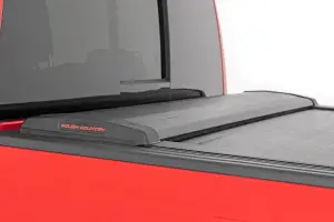 Rough Country - 46320551A | Rough Country Retractable Bed Cover (2019-2025 Ram 1500 Pickup 2WD/4WD | 5'7" Bed) - Image 3