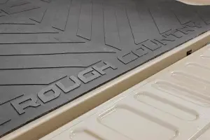RCM672 | Rough Country Bed Mat With RC Logo (2019-2023 Ranger 2WD/4WD | 6' Bed)