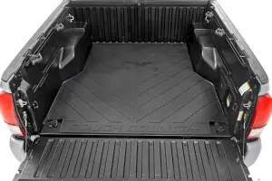 RCM688 | Rough Country Bed Mat With RC Logo (2005-2023 Tacoma 2WD/4WD | 5' Bed)