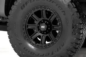 Rough Country - 84150814 | Rough Country 84 Series Wheel | One-Piece / Gloss Black / 15x8 / 5x5.5 / -19mm - Image 7
