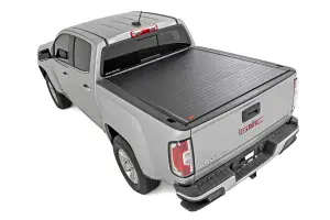 Rough Country - 50120500 | Rough Country Hard Roll Up Bed Cover For Chevrolet Colorado / GMC Canyon (2015-2022) | 5' Bed - Image 4