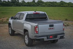 Rough Country - 50120500 | Rough Country Hard Roll Up Bed Cover For Chevrolet Colorado / GMC Canyon (2015-2022) | 5' Bed - Image 12