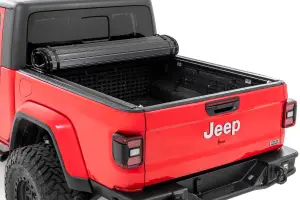 Rough Country - 50620500 | Rough Country Hard Roll Up Bed Cover For Jeep Gladiator JT 4WD (2020-2025) | 5' Bed - Image 3