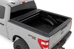 Rough Country - 51509550 | Rough Country Power Retractable Bed Cover For Ford F-150 | 5'7" Bed - Image 3
