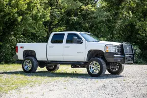 Rough Country - 10450 | Rough Country 7.5 Inch Lift Kit For Chevrolet/GMC 2500 HD & 3500 HD | Vertex Reservoir Shocks - Image 4